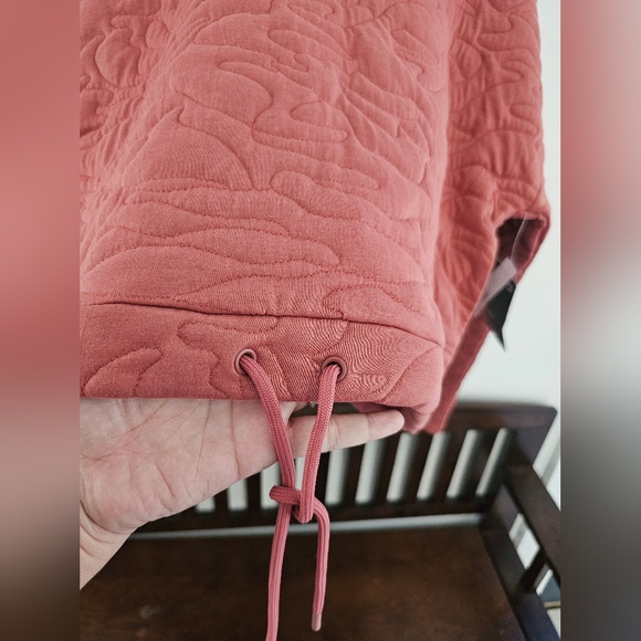 GapFit Quilted Hoodie - Large NWT - Picture 3 of 6